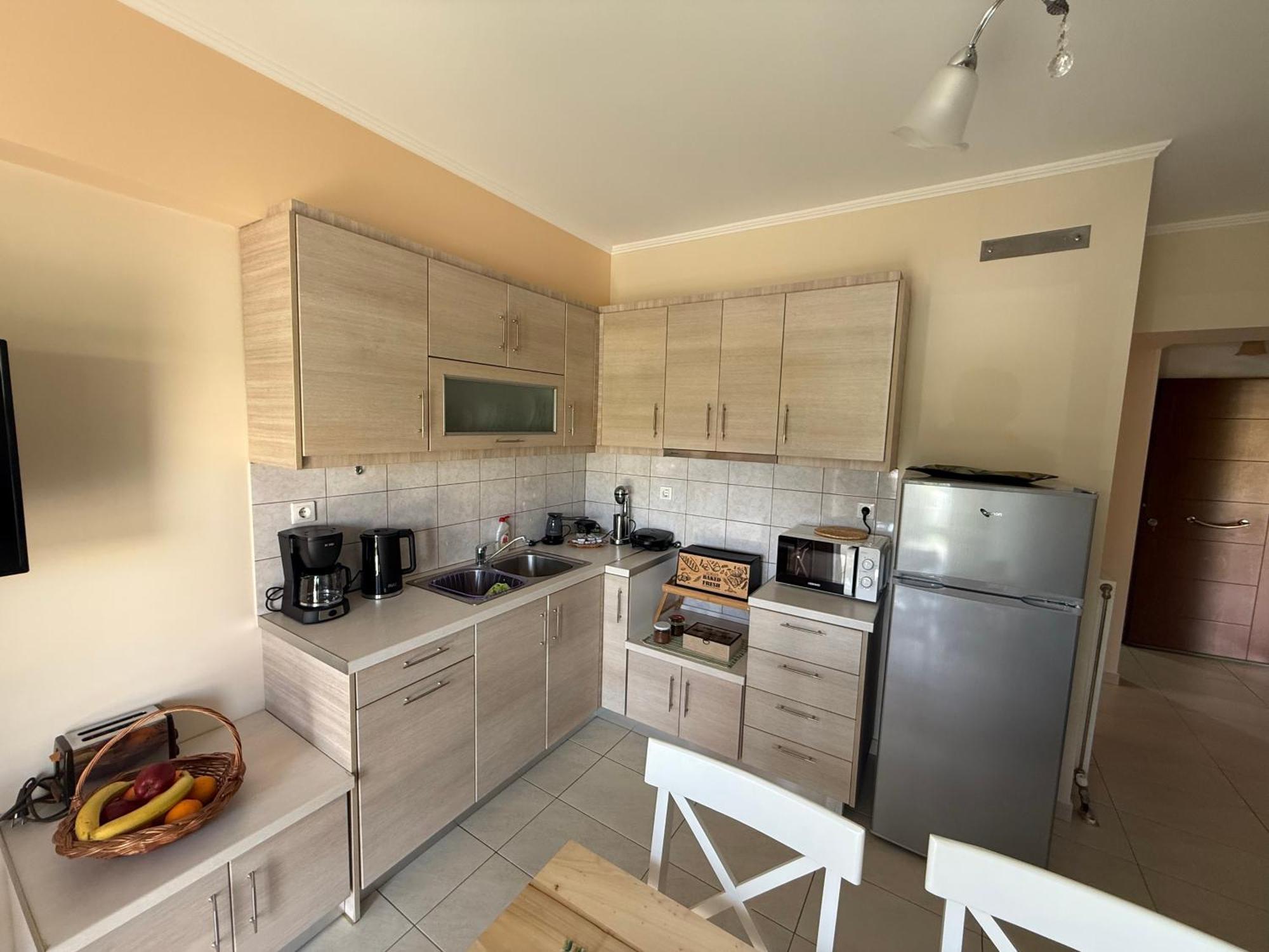 R Apartment Návpaktosz Kültér fotó